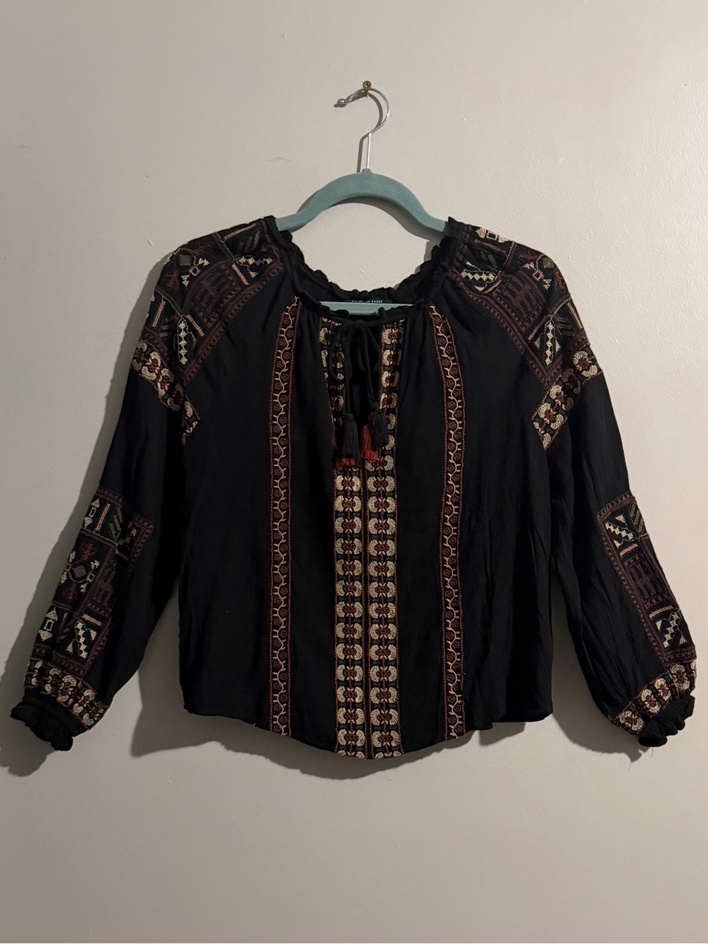 American Eagle Black Multicolor Embroidery Black/Rust Tassel Boho Peasant Top